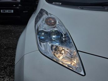 Nissan Leaf 30kWh Black Edition Auto 5dr