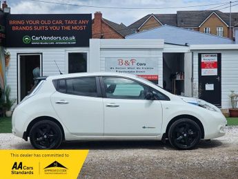 Nissan Leaf 30kWh Black Edition Auto 5dr
