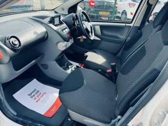 Toyota AYGO 1.0 VVT-i Go Euro 5 5dr