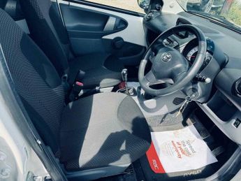 Toyota AYGO 1.0 VVT-i Go Euro 5 5dr