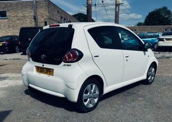 Toyota AYGO 1.0 VVT-i Go Euro 5 5dr
