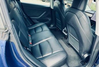 Tesla Model 3 (Dual Motor) Long Range Auto 4WDE 4dr