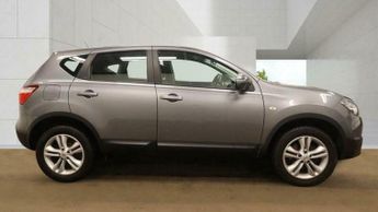 Nissan Qashqai 1.6 Acenta SUV 5dr Petrol CVT 2WD Euro 5 (117 ps)