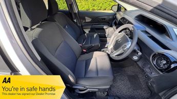 Toyota Aqua AUTOMATIC TOYOTA AQUA HYBRID 5 DOOR HATCH BACK