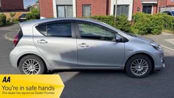 Toyota Aqua AUTOMATIC TOYOTA AQUA HYBRID 5 DOOR HATCH BACK