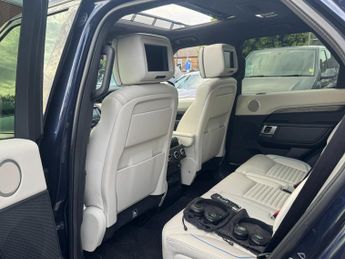 Land Rover Discovery 3.0 SD V6 HSE Luxury SUV 5dr Diesel Auto 4WD Euro 6 (s/s) (306 p
