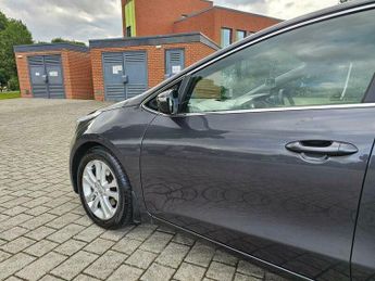Kia Ceed 1.6 CRDi 2 Auto Euro 5 5dr