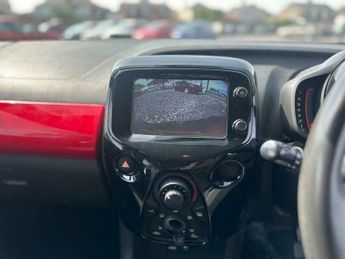 Toyota AYGO 1.0 VVT-i x-pression Euro 5 5dr Euro 5