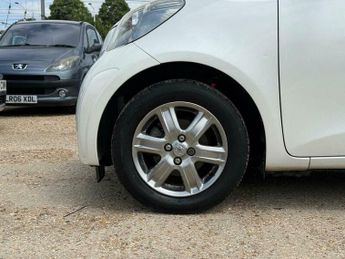 Toyota iQ 1.0 VVT-i 2 Multidrive Euro 5 3dr