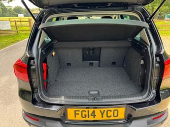 Volkswagen Tiguan MATCH TDI BLUEMOTION TECH 4MOTION AUTO !! 4X4 - FULL SERVICE HIS