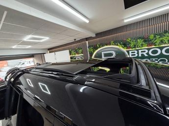 Land Rover Defender X-DYNAMIC HSE [2x LAND ROVER SERVICES & EXTENDED WARRANTY UNTIL 