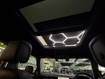 Land Rover Defender X-DYNAMIC HSE [2x LAND ROVER SERVICES & EXTENDED WARRANTY UNTIL 