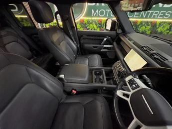 Land Rover Defender X-DYNAMIC HSE [2x LAND ROVER SERVICES & EXTENDED WARRANTY UNTIL 