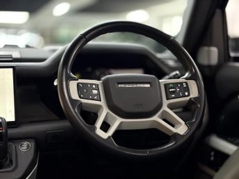 Land Rover Defender X-DYNAMIC HSE [2x LAND ROVER SERVICES & EXTENDED WARRANTY UNTIL 