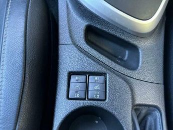 Toyota Auris 1.8 VVT-h Excel Touring Sports CVT Euro 5 (s/s) 5dr