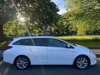 Toyota Auris 1.8 VVT-h Excel Touring Sports CVT Euro 5 (s/s) 5dr