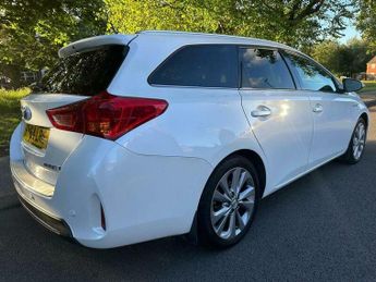 Toyota Auris 1.8 VVT-h Excel Touring Sports CVT Euro 5 (s/s) 5dr