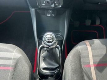 Peugeot 108 1.2 VTi PureTech Allure Euro 5 3dr