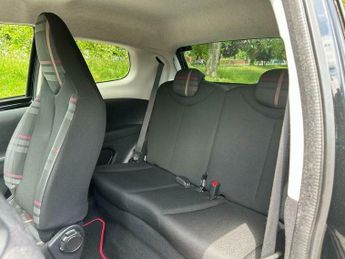 Peugeot 108 1.2 VTi PureTech Allure Euro 5 3dr