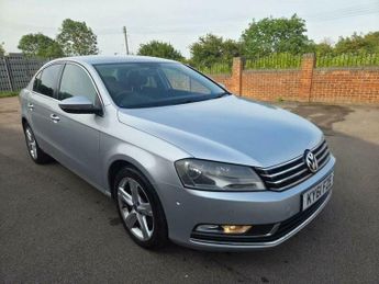 Volkswagen Passat 2.0 TDI BlueMotion Tech SE DSG Euro 5 (s/s) 4dr