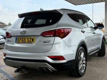 Hyundai Santa Fe 2.2 CRDi Blue Drive Premium SE Auto 4WD Euro 6 (s/s) 5dr (7 Seat