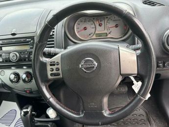 Nissan Note 1.6 16V Tekna Auto Euro 4 5dr