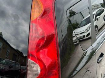 Nissan Note 1.6 16V Tekna Auto Euro 4 5dr