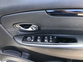 Renault Scenic 1.5 dCi Dynamique TomTom EDC Euro 5 5dr