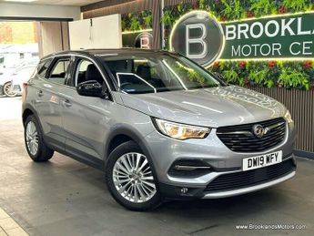 Vauxhall Grandland SPORT NAV S/S [SAT NAV & STUNNING EXAMPLE]
