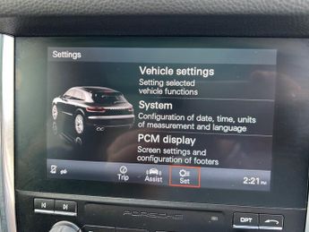 Porsche Macan D S PDK 1 FORMER KEEPER FROM NEW FULL SERVICE HISTORY ULEZ COMPL