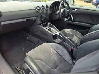 Audi TT 2.0 TFSI Roadster S Tronic Euro 4 2dr