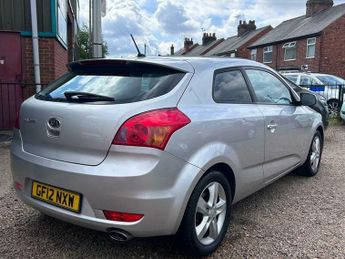 Kia ProCeed 1.6 2 Auto Euro 5 3dr