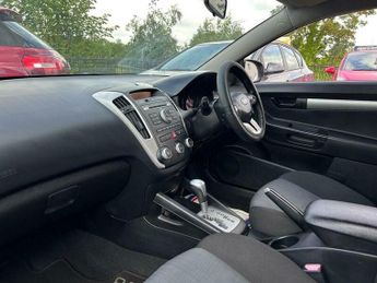 Kia ProCeed 1.6 2 Auto Euro 5 3dr