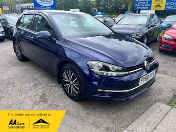 Volkswagen Golf TDi SE NAVIGATION 1.6 TDI DSG
