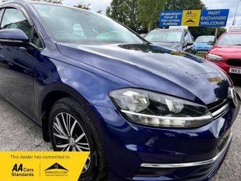 Volkswagen Golf SE NAVIGATION 1.6 TDI DSG