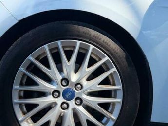 Ford Focus 1.6 Zetec Powershift Euro 5 5dr