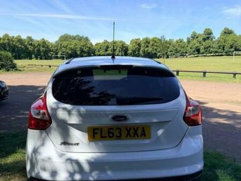Ford Focus 1.6 Zetec Powershift Euro 5 5dr