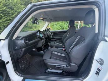 MINI Hatch Cooper SE 32.6kWh Level 1 Auto 3dr