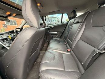 Volvo V60 2.4 D5 SE Lux Nav Geartronic Euro 5 5dr