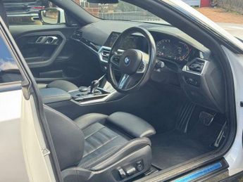 BMW 2 SERIES 2.0 220d MHT M Sport Auto Euro 6 (s/s) 2dr
