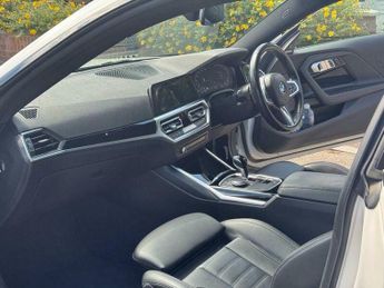 BMW 2 SERIES 2.0 220d MHT M Sport Auto Euro 6 (s/s) 2dr