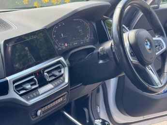 BMW 2 SERIES 2.0 220d MHT M Sport Auto Euro 6 (s/s) 2dr