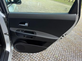 Kia Ceed CRDI 3