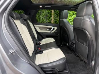 Land Rover Discovery Sport R-DYNAMIC SE