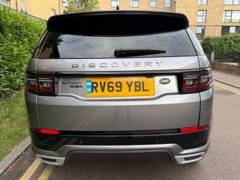 Land Rover Discovery Sport R-DYNAMIC SE