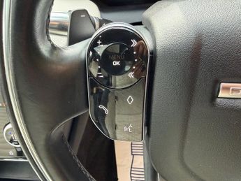 Land Rover Discovery Sport R-DYNAMIC SE