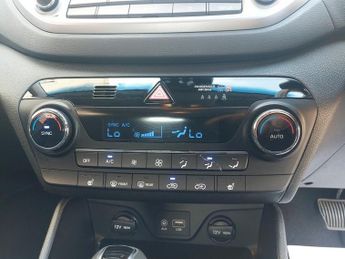 Hyundai Tucson CRDI SE NAV BLUE DRIVE