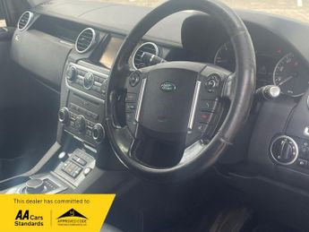 Land Rover Discovery 3.0 SD V6 XS SUV 5dr Diesel Auto 4WD Euro 5 (255 bhp)