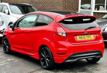 Ford Fiesta 1.0T EcoBoost Zetec S Red Edition Euro 5 (s/s) 3dr
