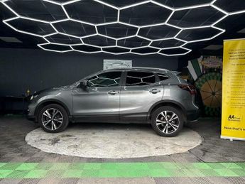 Nissan Qashqai 1.6 dCi N-Connecta XTRON Euro 6 (s/s) 5dr